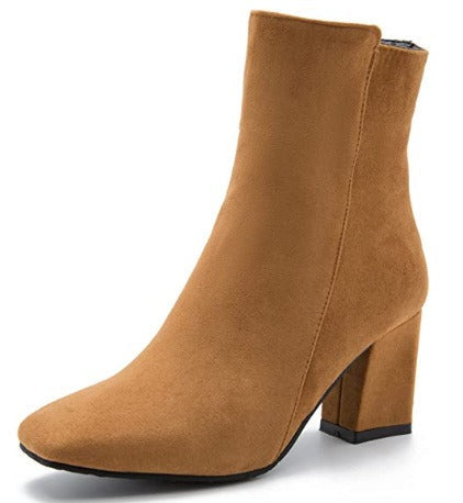 Botki Damskie Na Grubym Obcasie Słupkowym Z Arch Support I Kwadratowym Noskiem – Stylowe I Wygodne 2