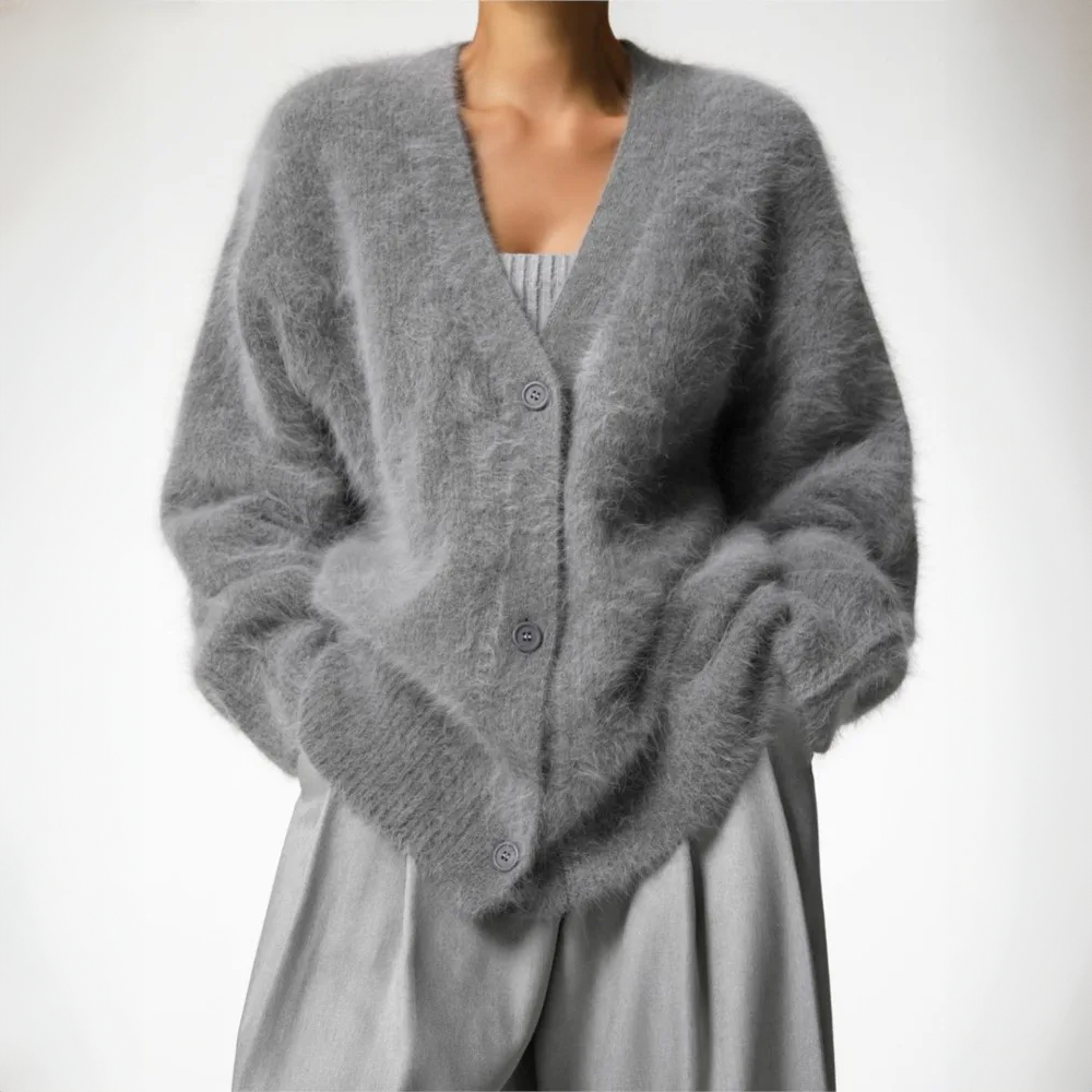 Damski Oversize Puchaty Kardigan Zapinany na Guziki Komfortowy i Stylowy 5