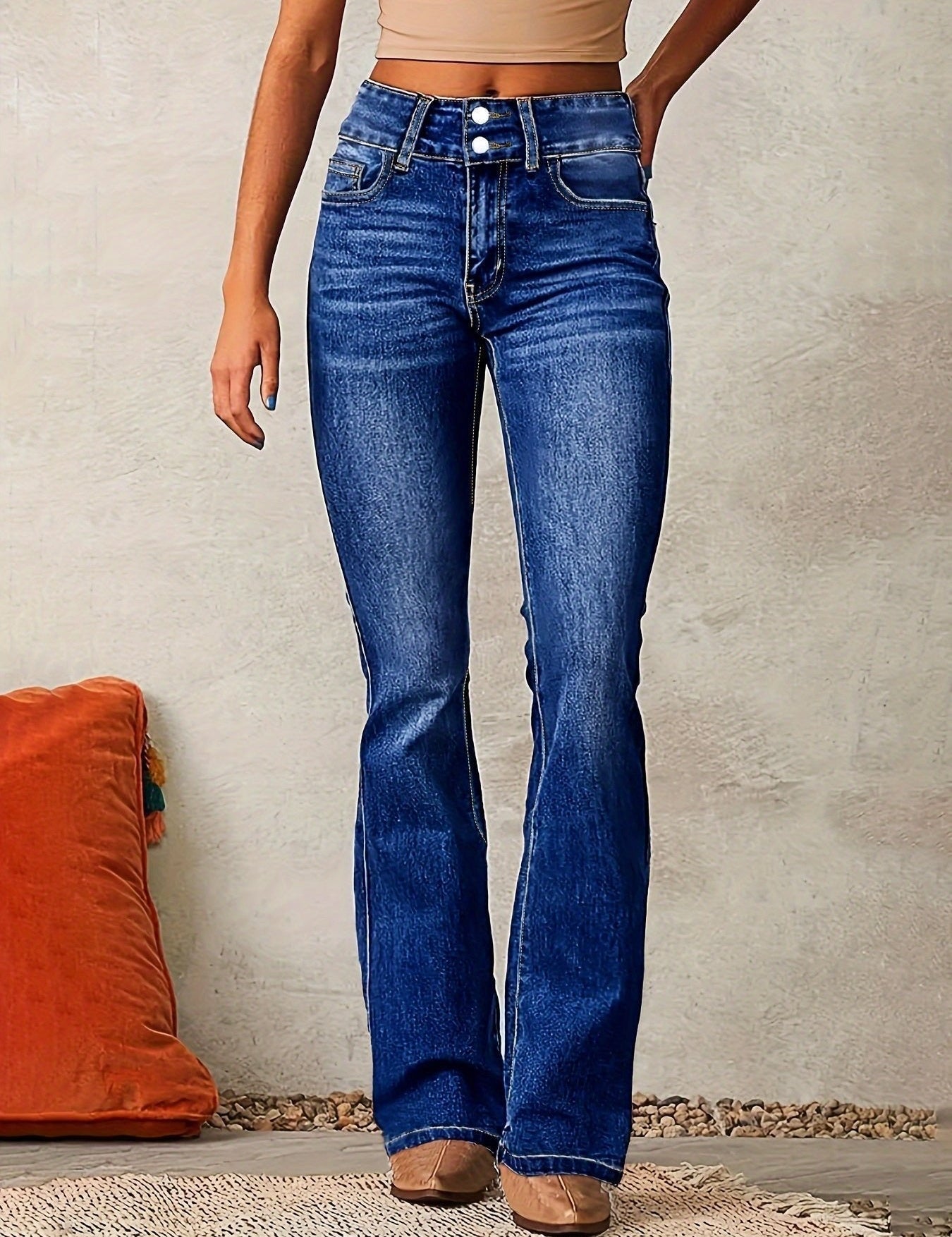 Damskie dżinsy bootcut z wysokim stanem i stretchowym materiałem modelujące sylwetkę 2