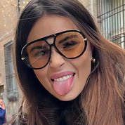Duże Owalne Okulary Przeciwsłoneczne Damskie UV400 z Metalową Ramą - Stylowe i Eleganckie 3