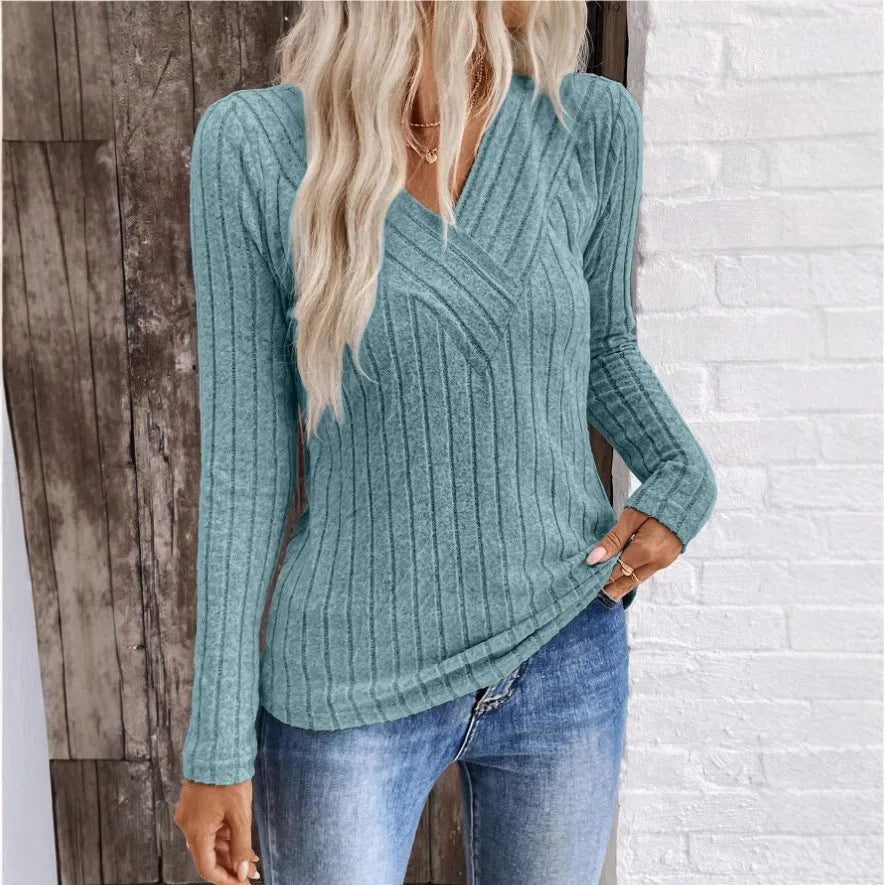 Elegancki sweter damski w zapadnięte paski dopasowany krój na co dzień 0