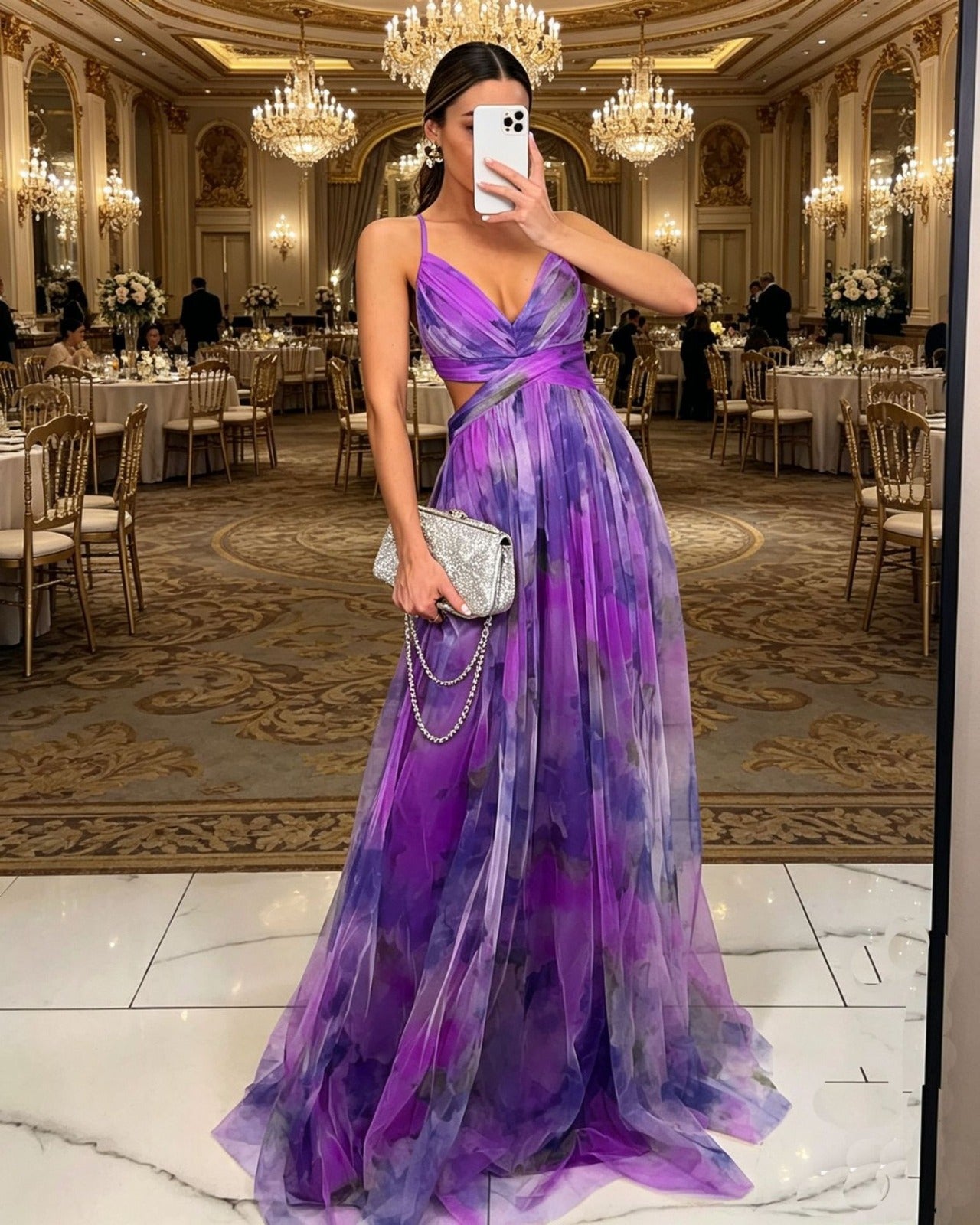 FIONA | Elegancka, świąteczna sukienka z odkrytymi ramionami