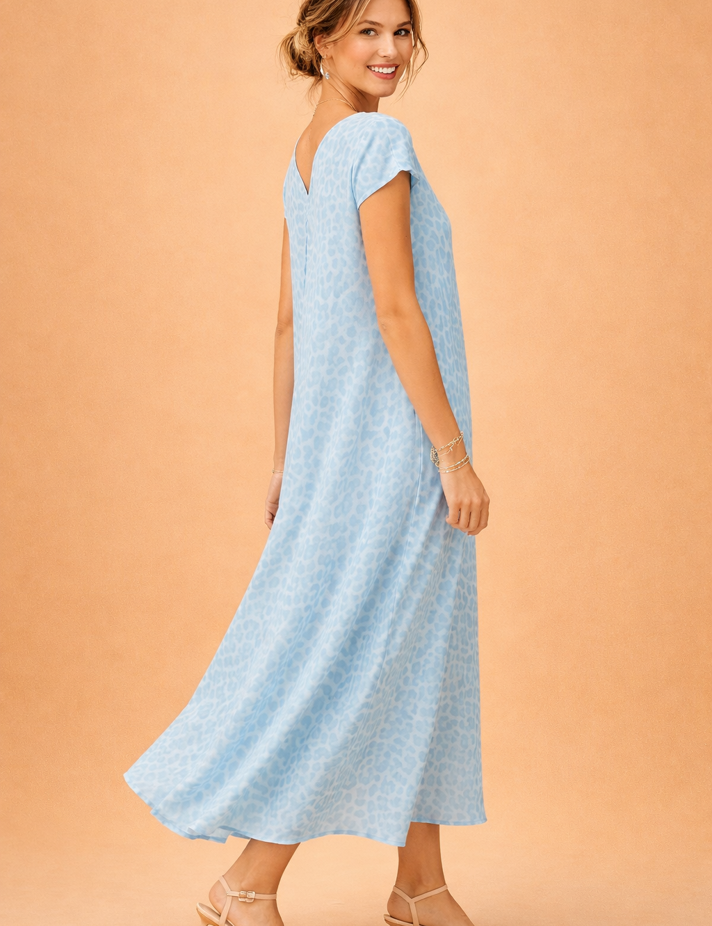 minimalist-flowy-v-neck-maxi-dress-relaxed-elegant-cu5.png