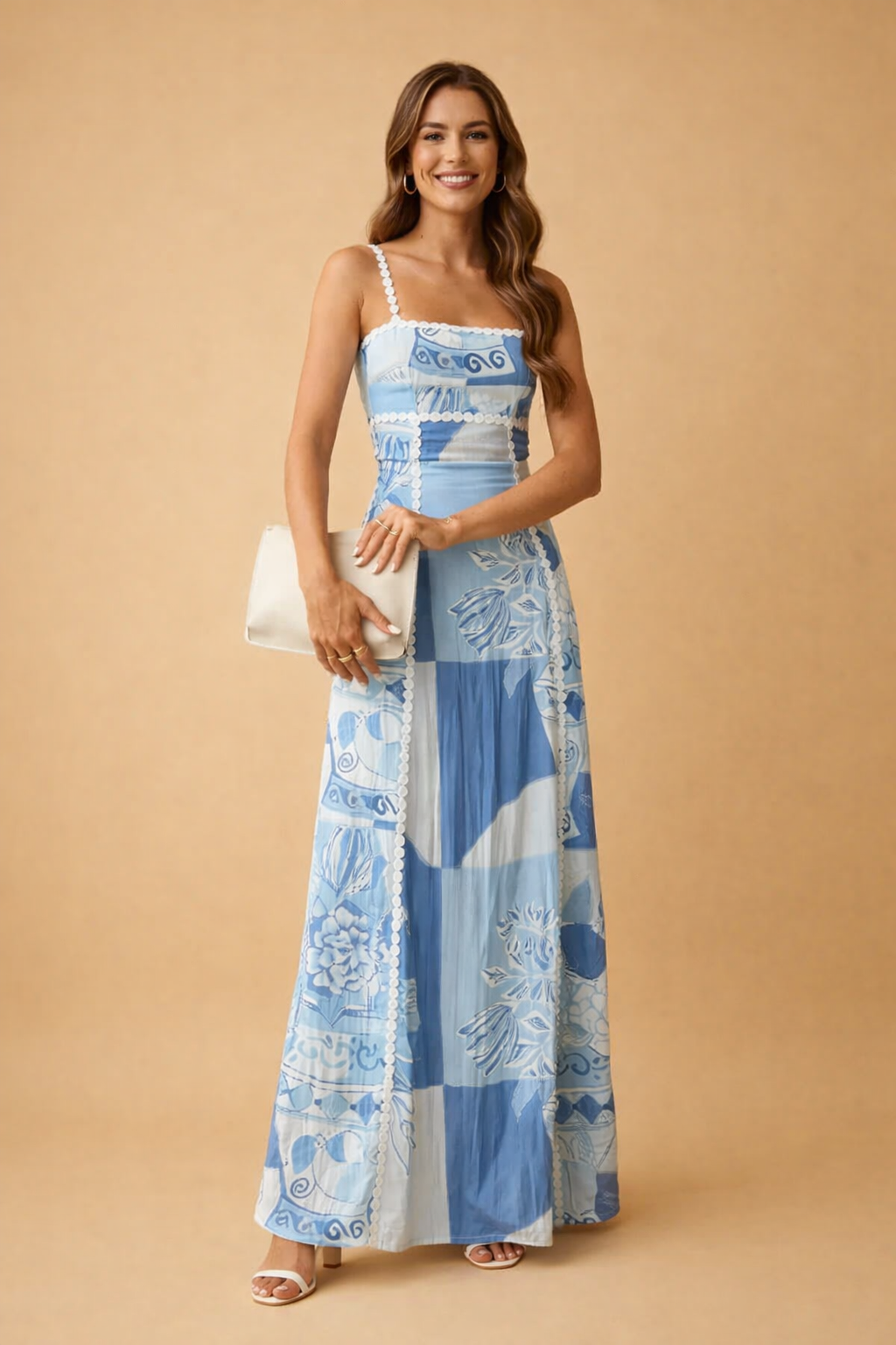 Selene | Elegancka sukienka maxi z kokardą na plecach